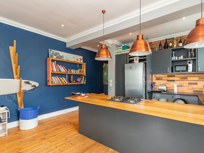 A Rare Art Deco Offering in a Prime Beachfront Location - Photo 5