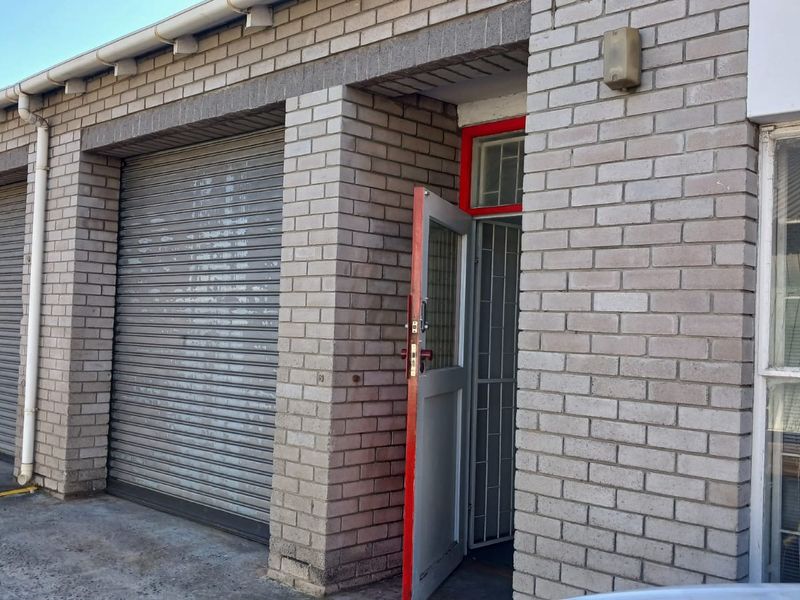 200 sqm Versatile Industrial Unit To Let in Wetton - Photo 2