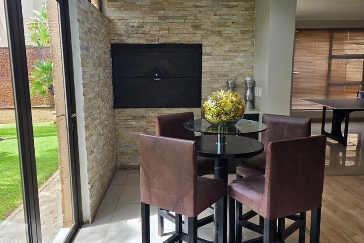 Beautiful House at Windhoek Golf Estate - Photo 5