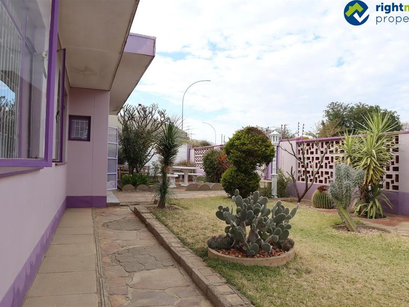 Office for sale in Pioneers Park - Photo 2