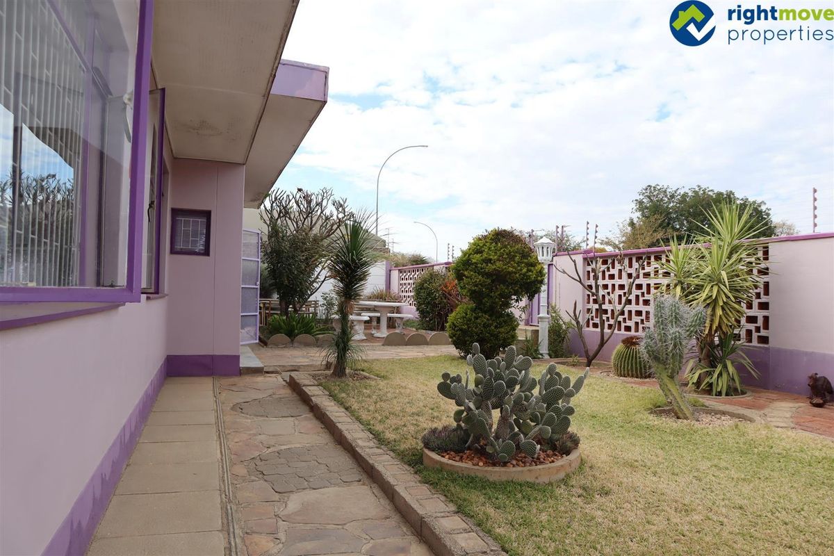 Office for sale in Pioneers Park - Photo 2