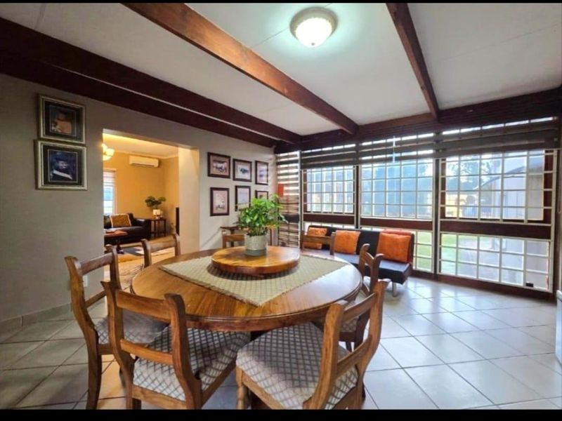 7 Bedroom House for Sale! - Photo 7