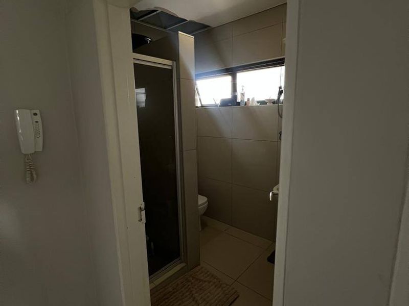 FOR SALE MOTH CENTER  N$1 100 000,00 cc reg - Photo 5