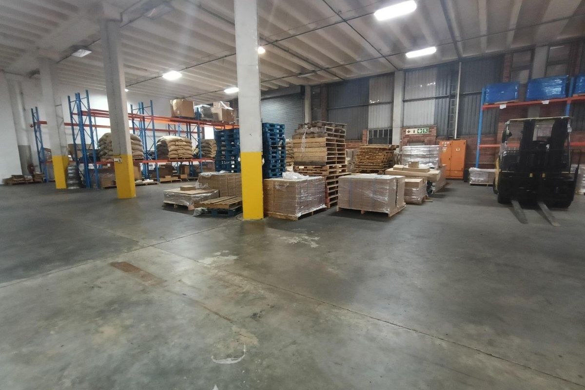 Warehouse - Industrial park | 1370m2 - Photo 4