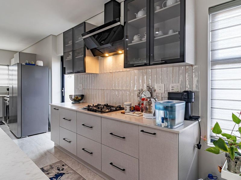 Luxury 2 Bedroom 2 Bathroom Cluster at Lincoln Estate - Photo 3