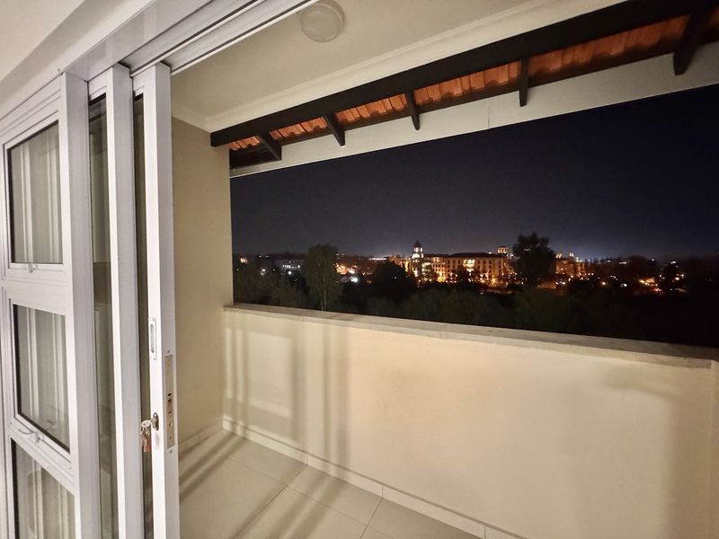 Apartment in Fourways - Photo 3