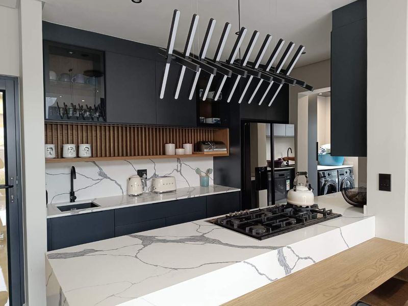 FOUNTAINBROOK ESTATE - MIDSTREAM - 4 BEDROOM HOUSE - Photo 4