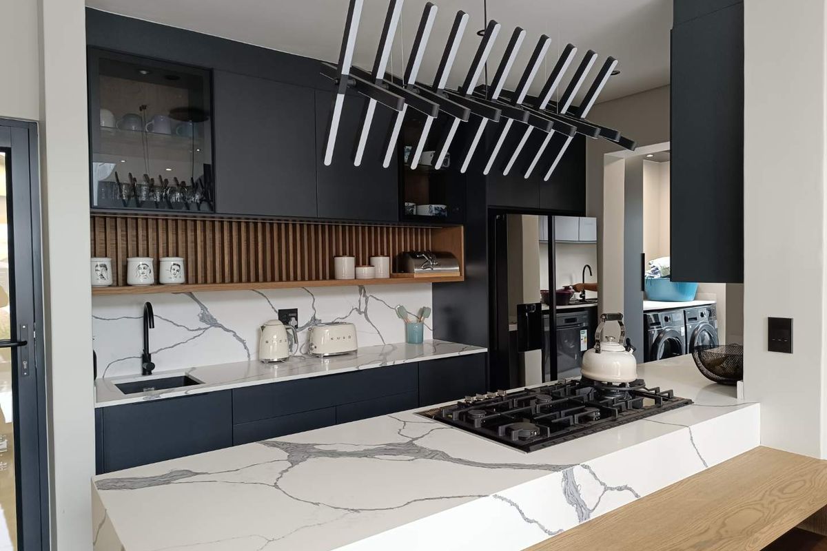 FOUNTAINBROOK ESTATE - MIDSTREAM - 4 BEDROOM HOUSE - Photo 4