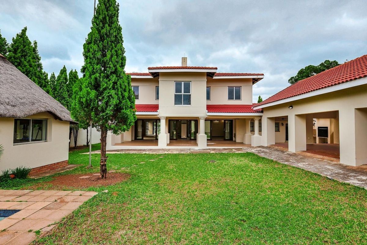 High-Value Property with Dual Income Potential & Superior Accommodation - Photo 5