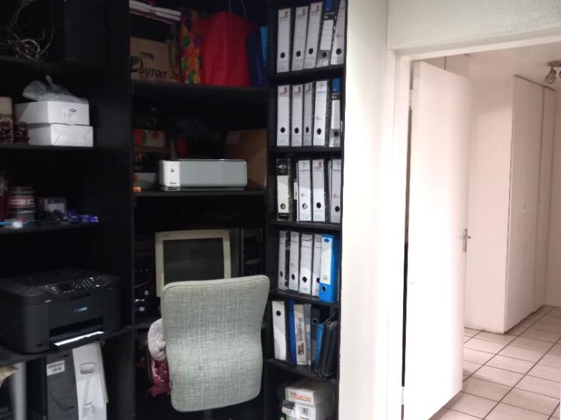 3 Spacious bedroom home+Study+Spacious flat+solar power Installed! - Photo 10
