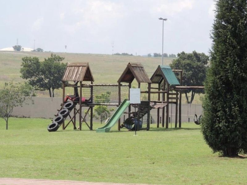 Modern 1st floor 1-Bedroom Unit in Prestigious Parklands Estate (Parkrand, Boksburg) - Photo 6