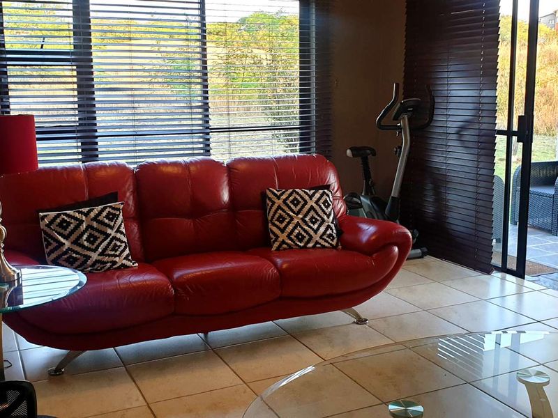 Excellent Position – Low Maintenance Contemporary additions.  All you can ask for with the price tag to match!!! - Photo 7