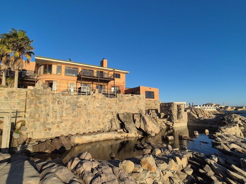 WATERFRONT PROPERTY FOR SALE | SHARK ISLAND, LÜDERITZ - Photo 3
