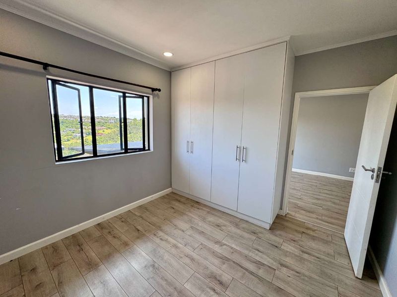 Contemporary Lock-Up-and-Go Living in Cotswold Fenns | 2 Bedroom, 2 Bathroom - Photo 10