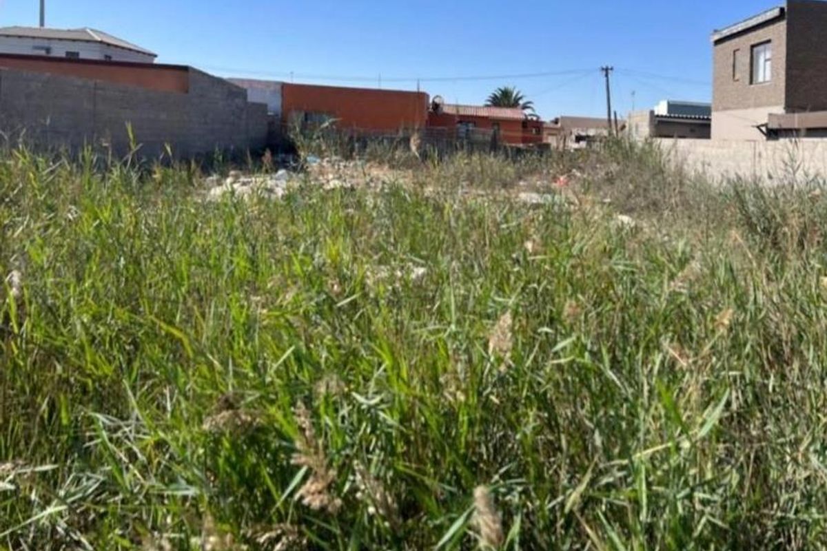 Narraville, Walvis Bay:  Vacant plot is for Sale - Photo 2
