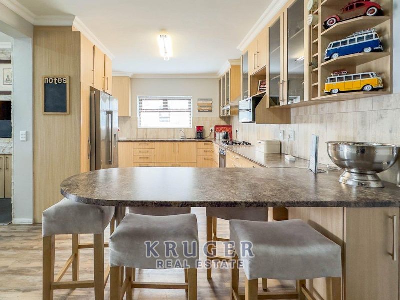 Fully Furnished Home with Charm, Character & Income Potential - Photo 8