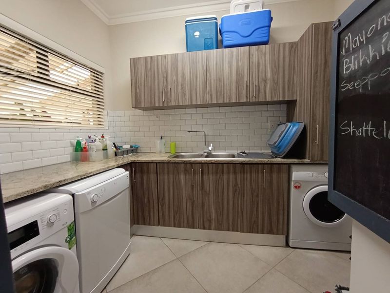 Family home for sale - Opposite Pro-Ed School - Swakopmund - Photo 4