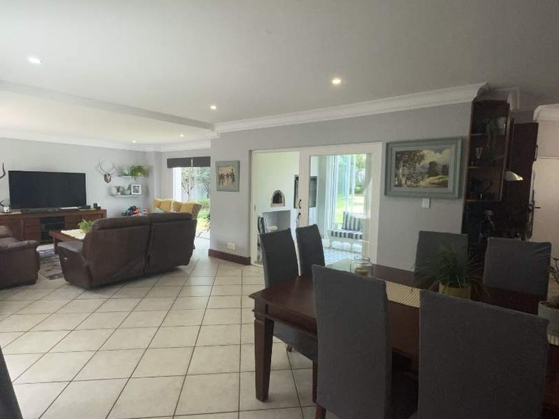 Sole Mandate - Photo 6