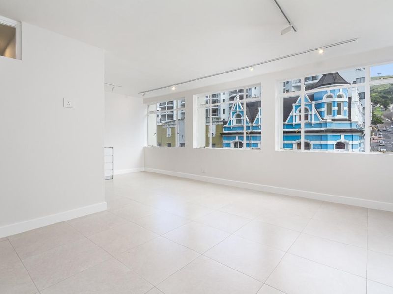 Final Opportunity: Studio in Airbnb-Friendly CBD Block - Photo 6