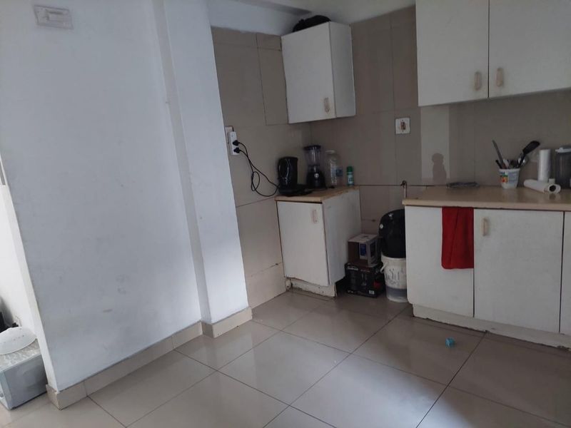 Looking for a Good Buy - Photo 6