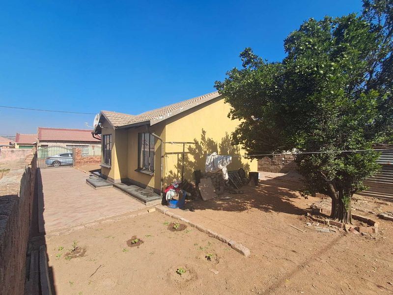 Exclusive Mandate In Soshanguve GG - Photo 3