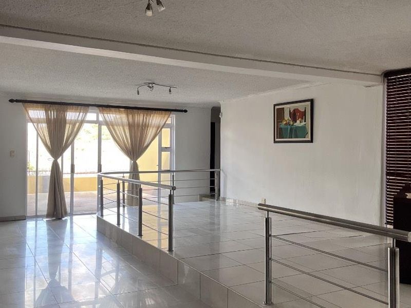 Freestanding Mansion For Sale | Prime Olympia  | N$ 8,450,000 - Photo 4