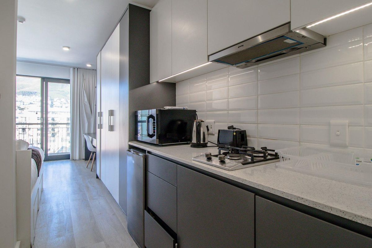 Modern Studio Apartment in Woodstock - Photo 2