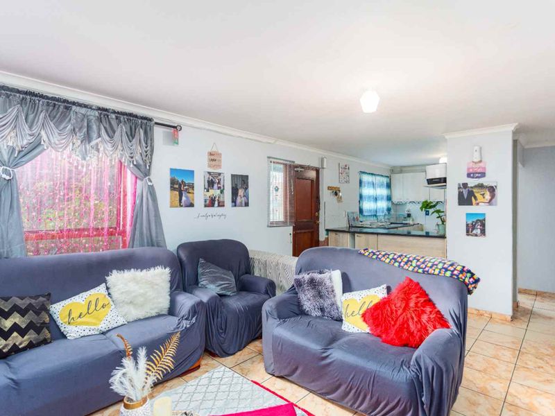 Family home for sale - Photo 4