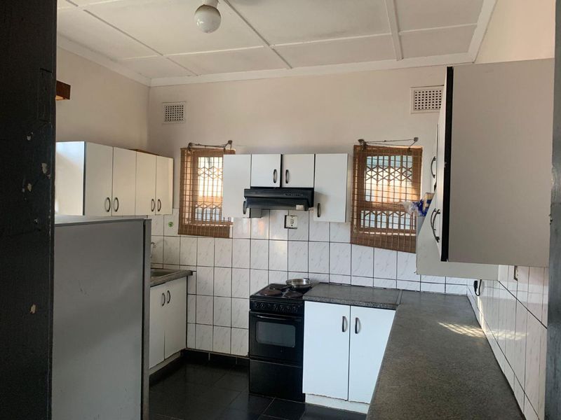 Charming Multi-Unit Property with Spacious Yard - Photo 2