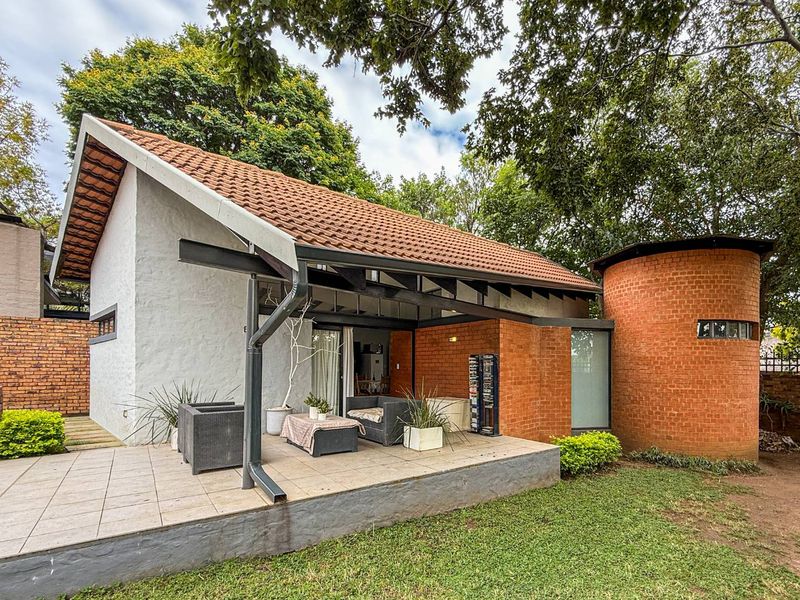 Fully Furnished Garden Studio Cottage to Rent - Photo 2