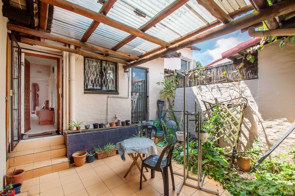 Private front entrance