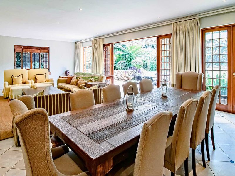 Stately Family Residence in Prime Melrose. - Photo 6