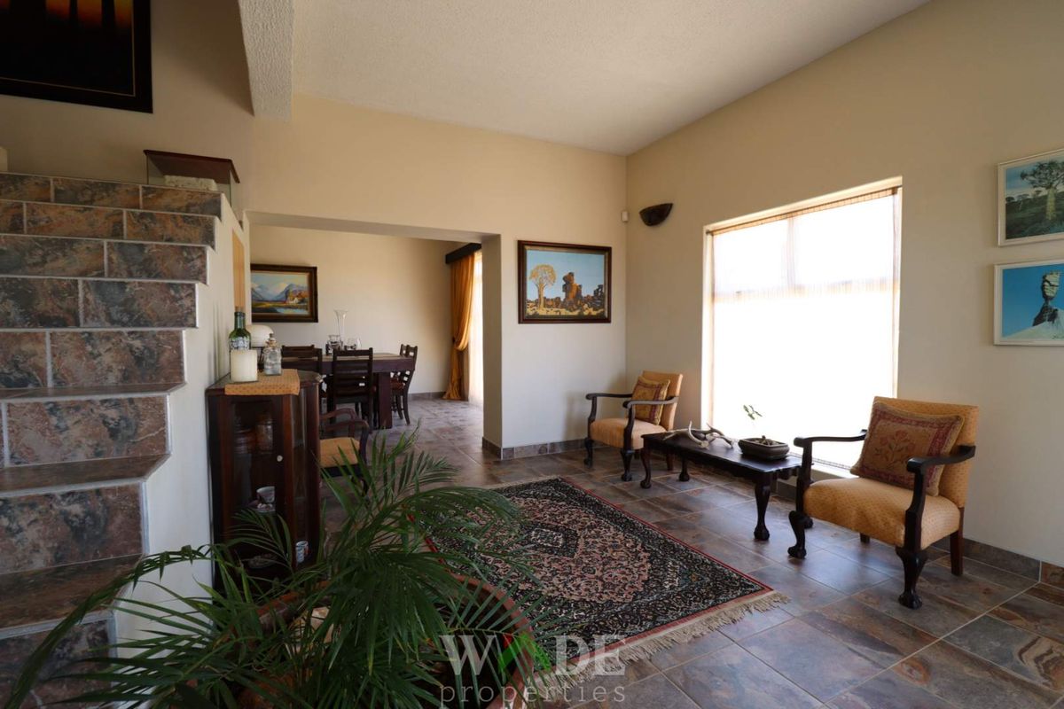 Hentiesbay: Double Storey 4 Bedroom House with Sea Views is For Sale - Photo 3