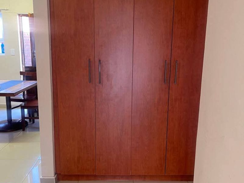 Looking for a neat, spacious home in a quiet complex with only a few units? This beautiful property offers comfort, privacy, and convenience all in one! 🌿 - Photo 7