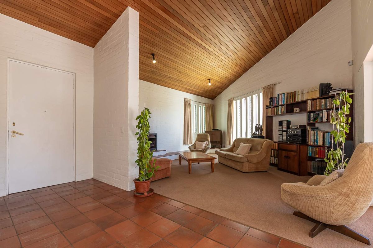 Character-Filled Family Home with Art Deco Flair and Potential - Photo 3