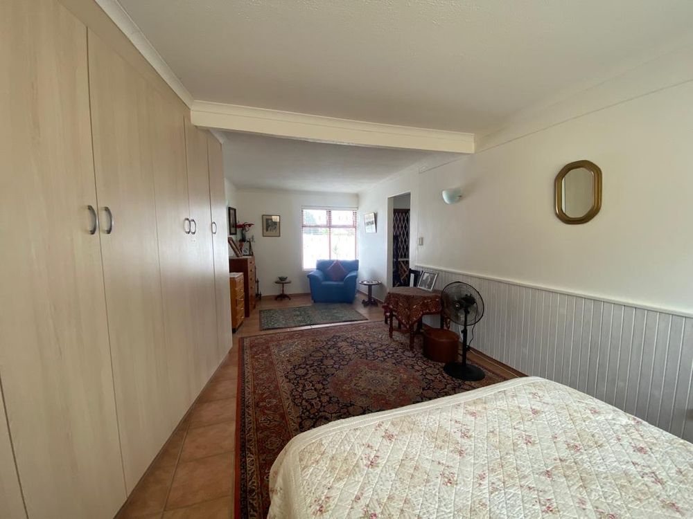 Bedroom two with BIC
