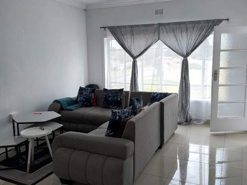 CALLING ALL INVESTORS - STUNNING SPACIOUS APARTMENT !! - Photo 5