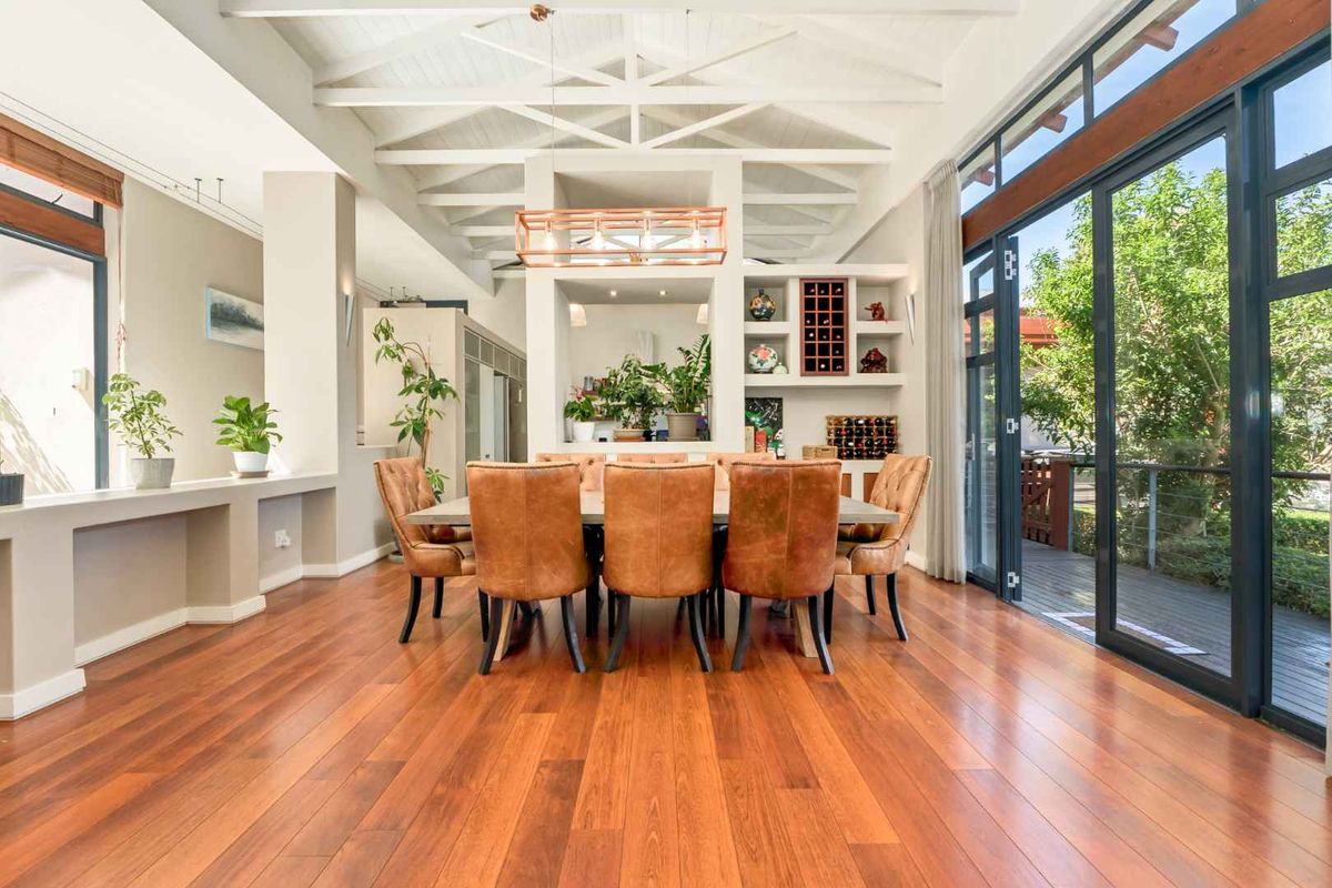 An Exceptional Luxury Retreat in Exclusive Kenrock Country Estate - Photo 5