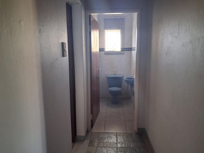 Large Family Home for sale - Photo 9