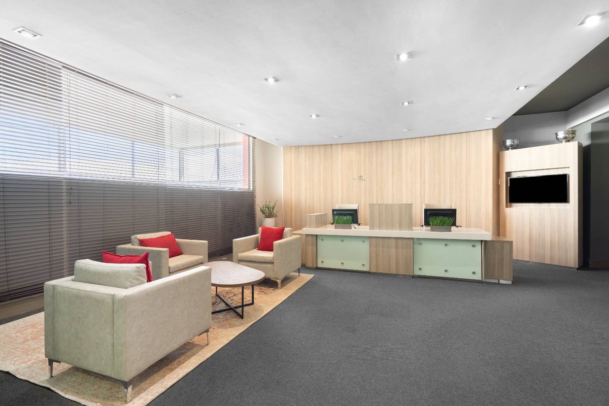 Fully serviced private office space for you and your team in Regus Eikestad Mall Stellenbosch. - Photo 3