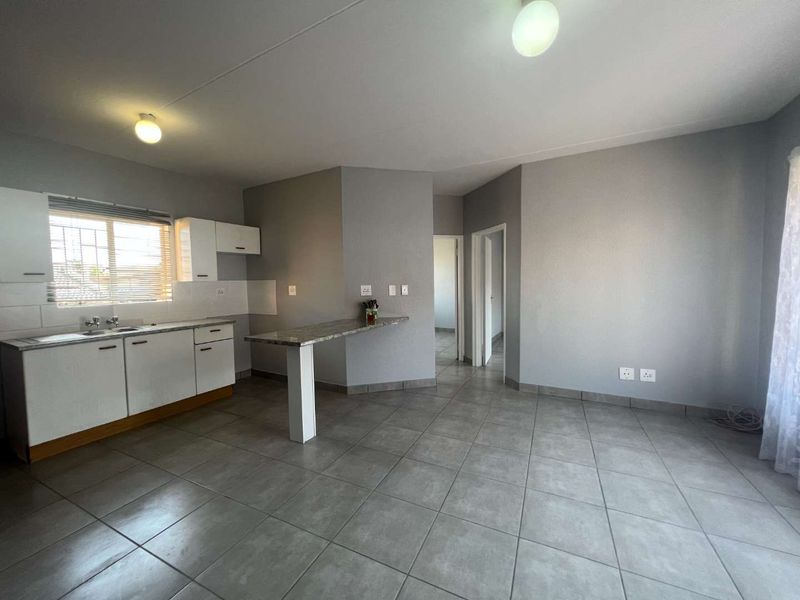 Stunning newly renovated ground floor apartment with a tenant is up for Sale - Photo 6