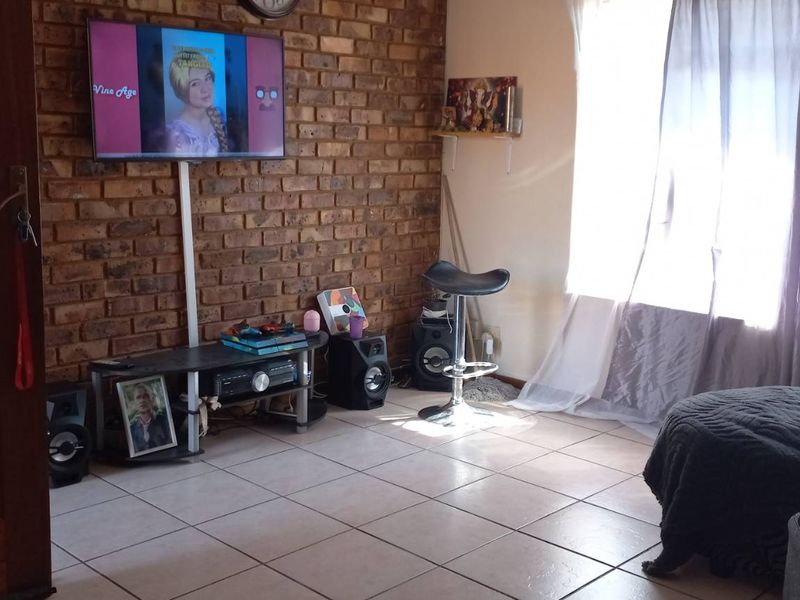 Attention - Investors! - Photo 4