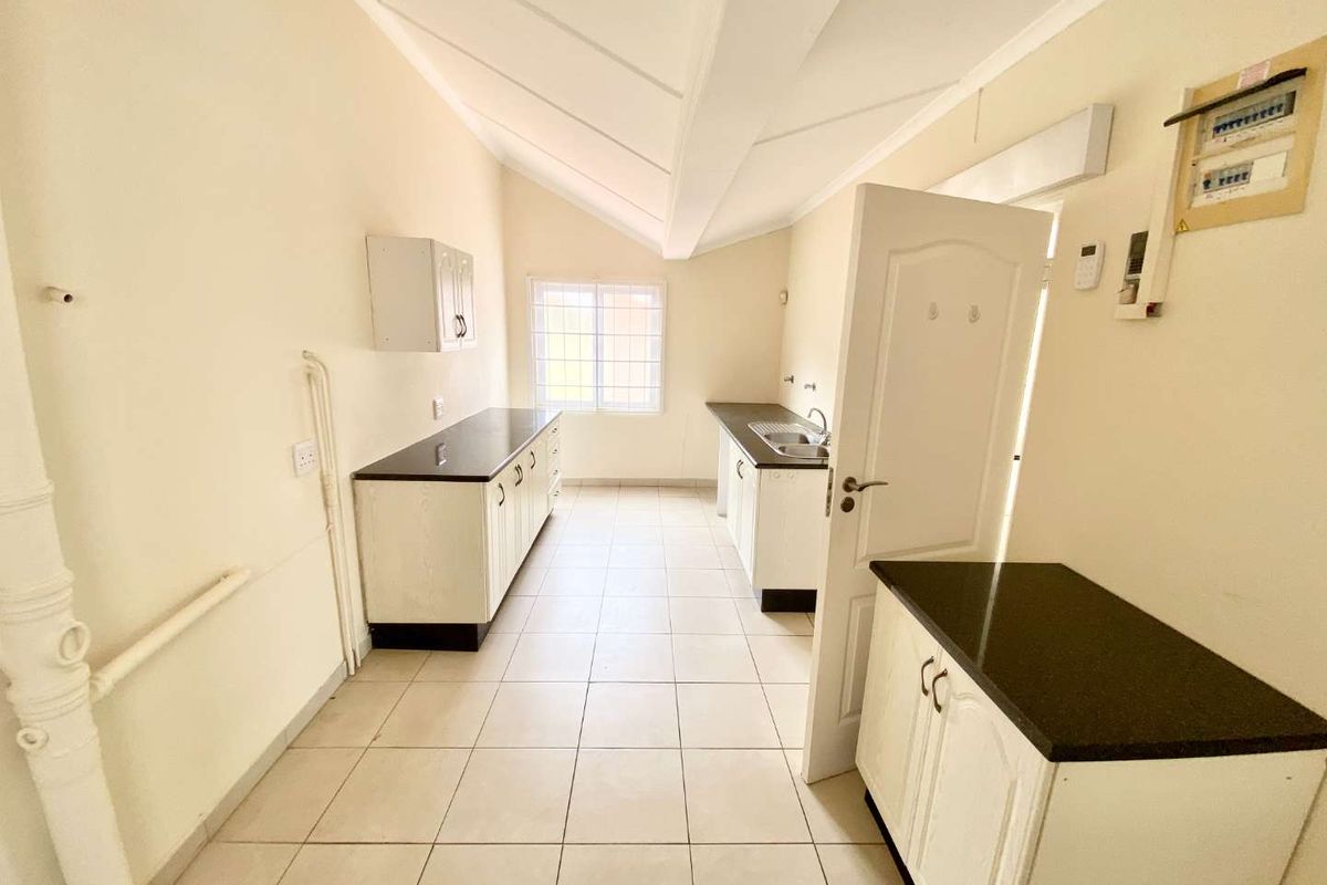 Hendra Estates - Stunning Family Home For Rent In Umhlanga. - Photo 4