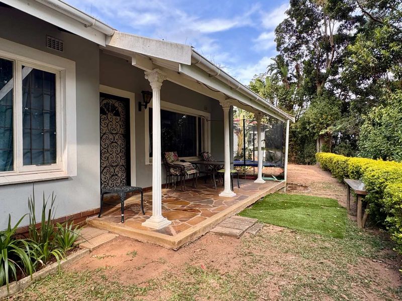 A Hidden Retreat in the Heart of Westville - Photo 8