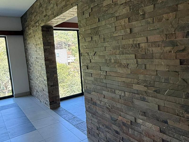 BEAUTIFUL MODERN 3 BEDROOM HOUSE TO LET IN LUDWIGSDORF, KLEIN WINDHOEK - Photo 4