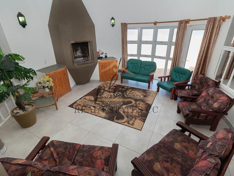 BEACHFRONT Living in Ext 6, Henties Bay - Photo 3