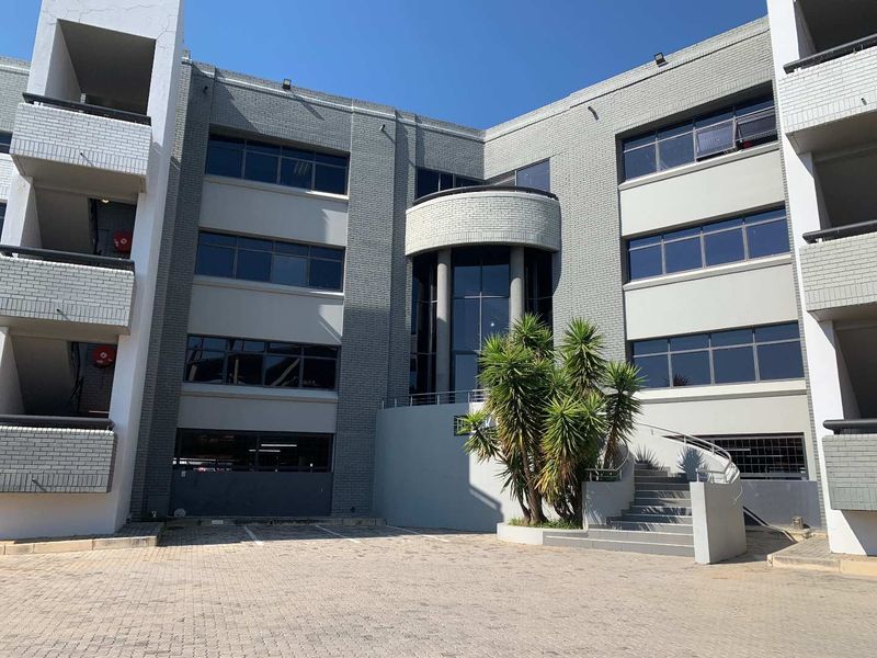 329m2 Office Space To Let at 11 Naivasha Road, Sunninghill - Photo 1