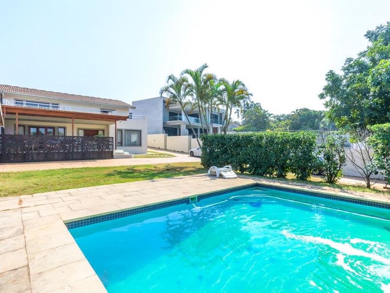 Hendra - Expansive Coastal Property with Guest House Potential - Photo 5