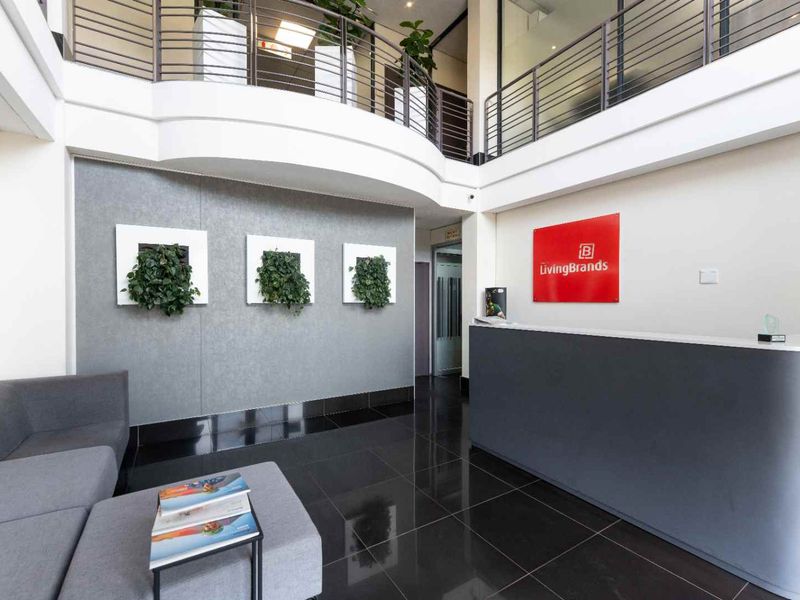 Prime First Floor Opportunity | Ideal Medical Centre or Restaurant Space - Photo 3