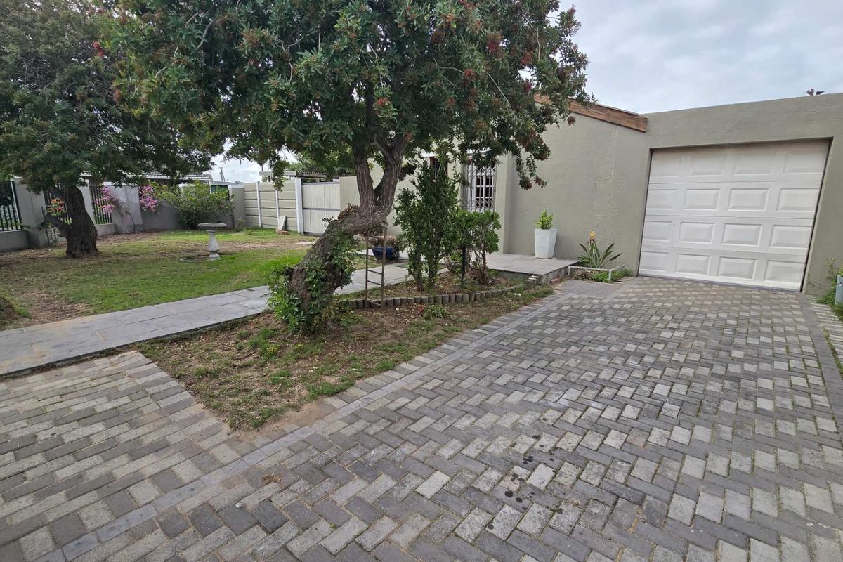 Your Dream Home Awaits - Photo 3